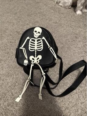 Bath & Body Works Glow In The Dark Skeleton Backpack Mini